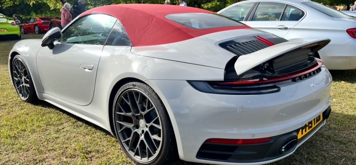 2019 Porsche 911 Image 3