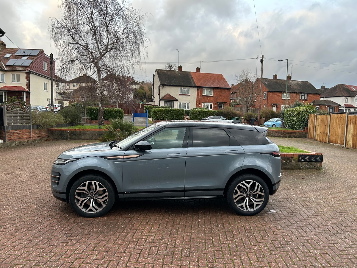 2020 Land Rover Range Rover Evoque Image 2