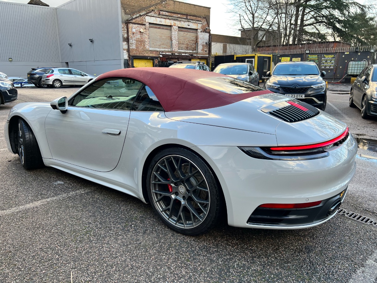 2019 Porsche 911 Image 11