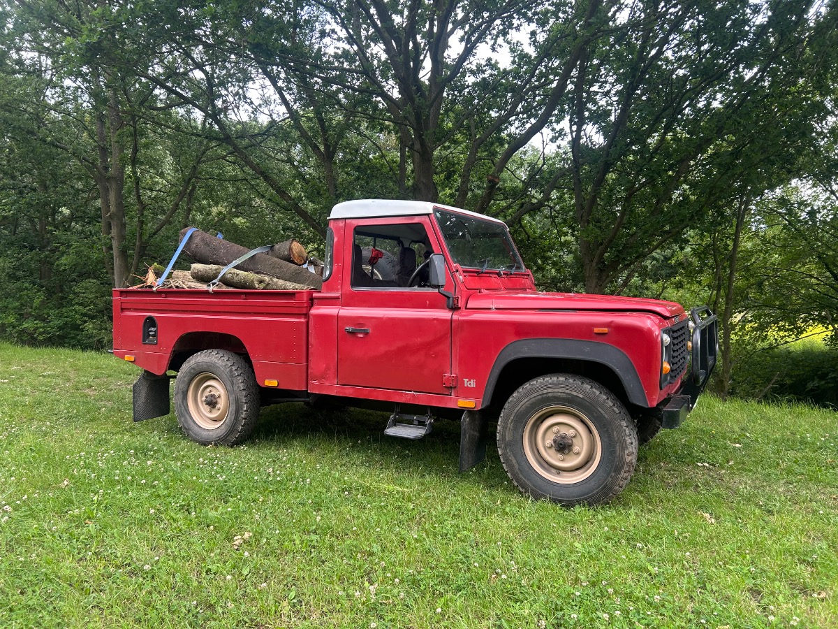 1994 Land Rover Defender 110 Image 2