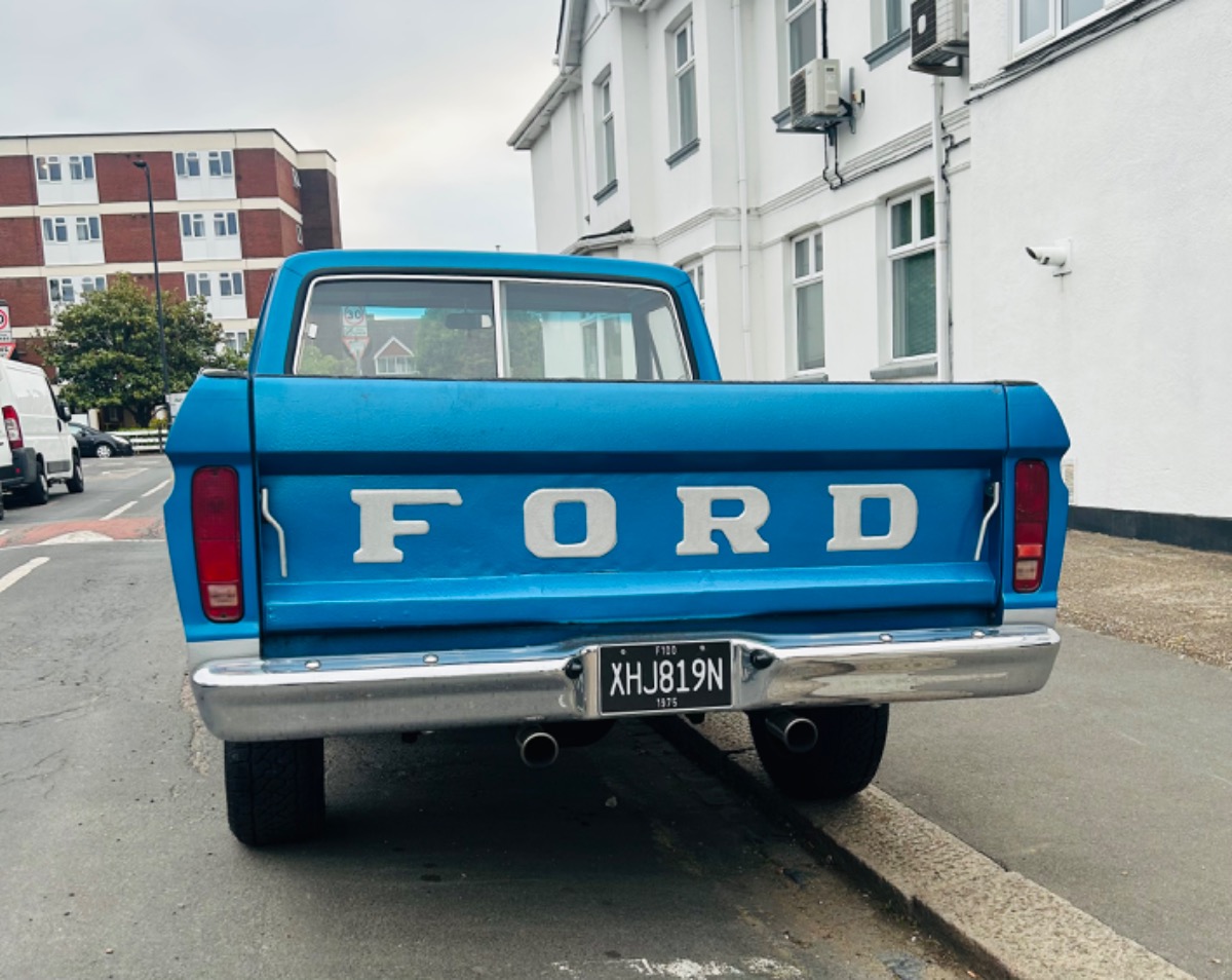 1975 Ford F100 Image 3