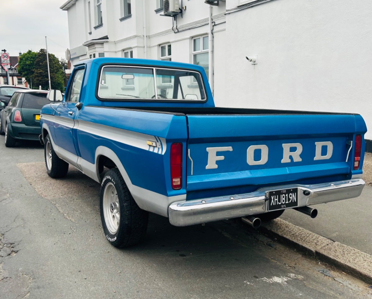 1975 Ford F100 Image 2