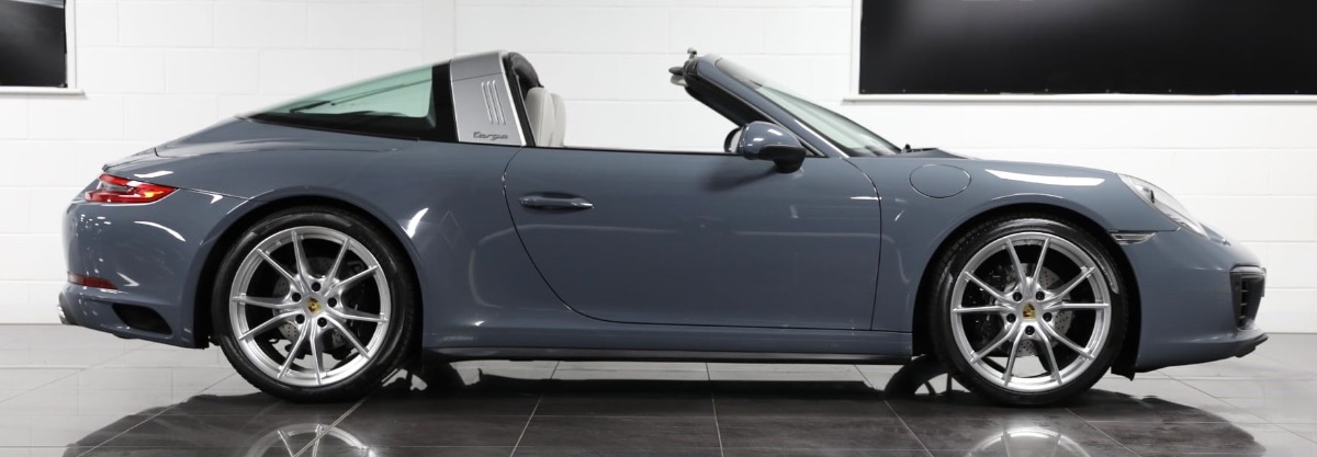 2016 Porsche 911 Image 8