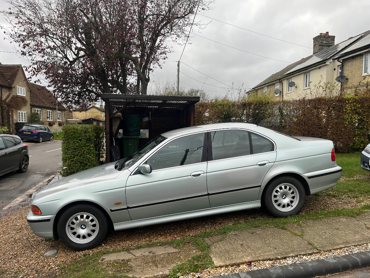 1998 BMW 5 Series Image 2