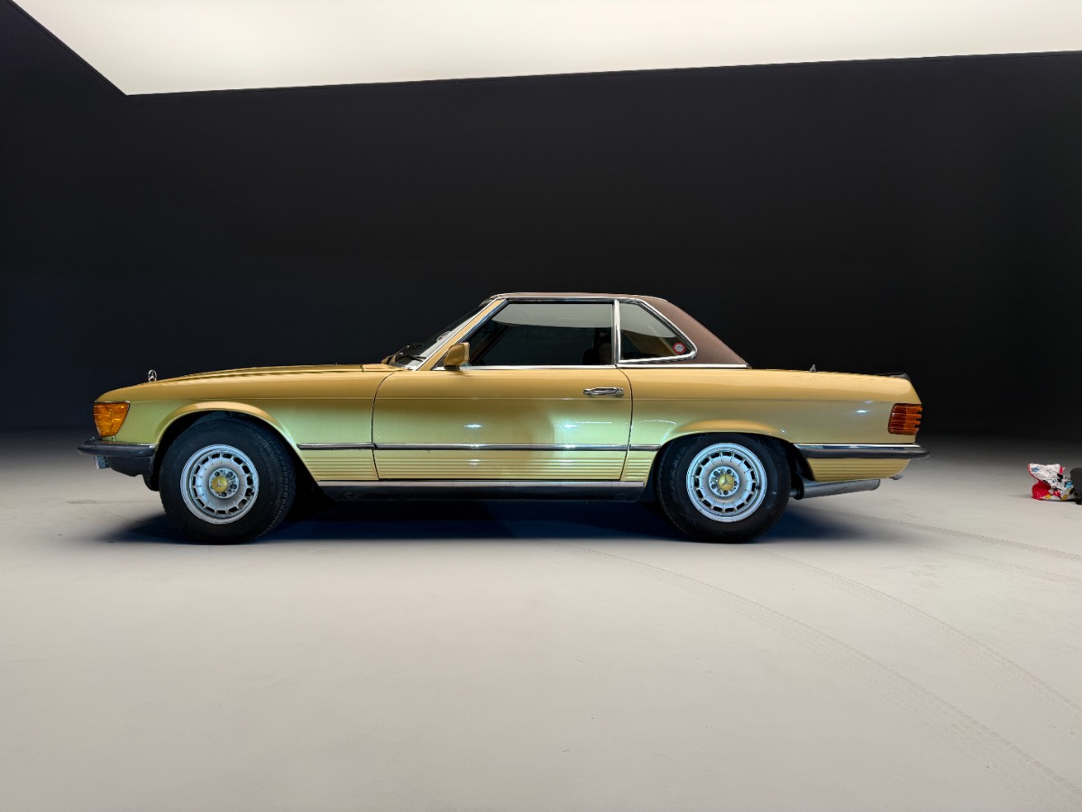 1973 Mercedes-Benz 107 Image 6