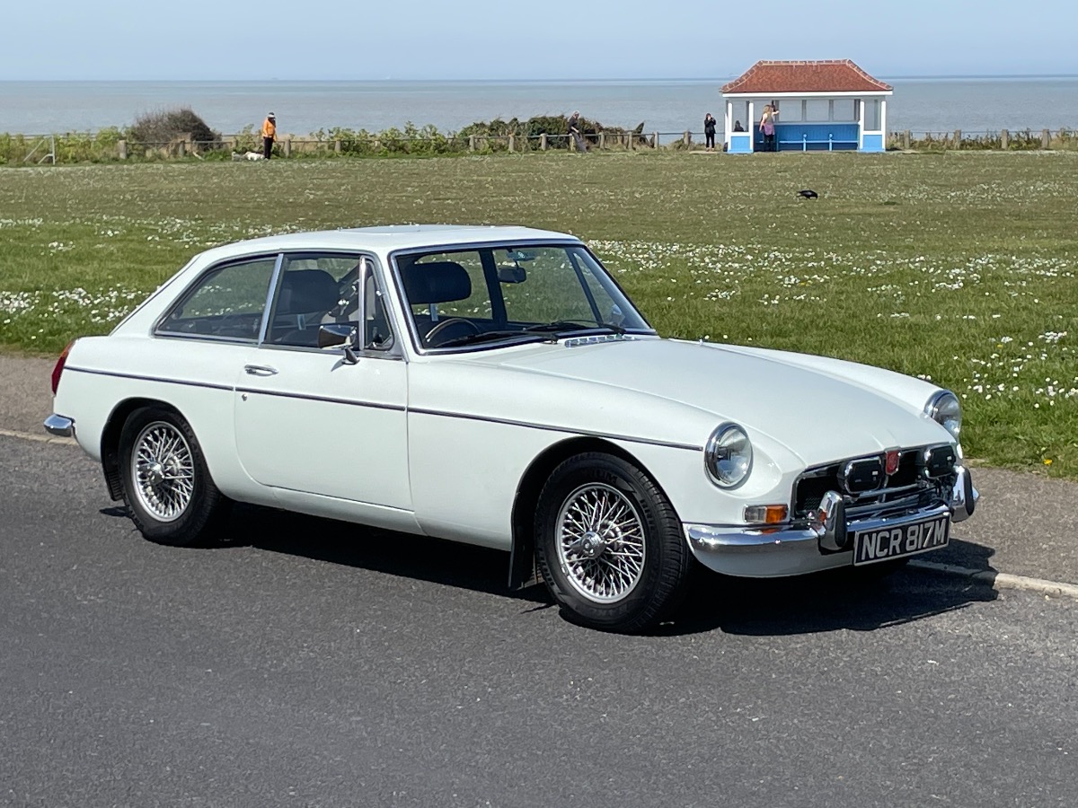 1973 MG MGB Image 1