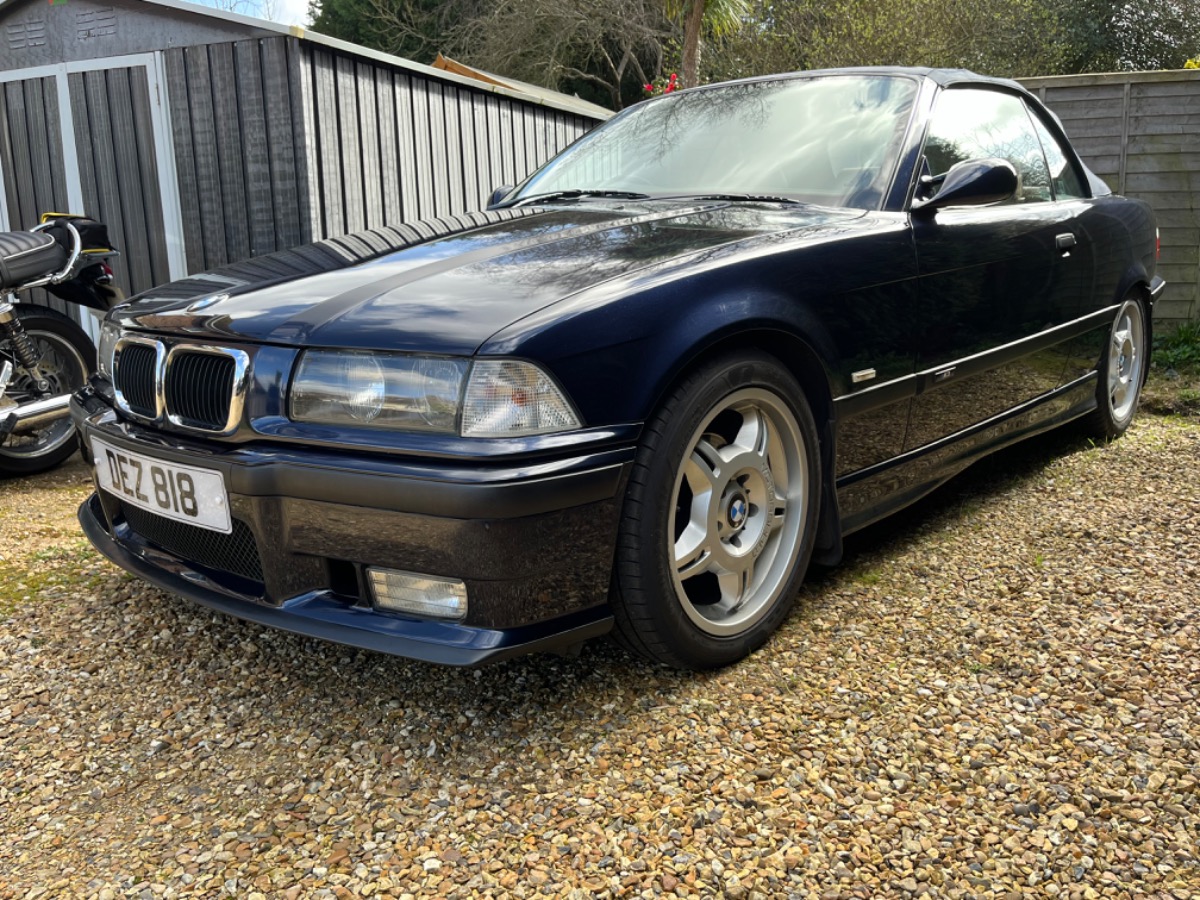 1999 BMW 3 Series Image 1