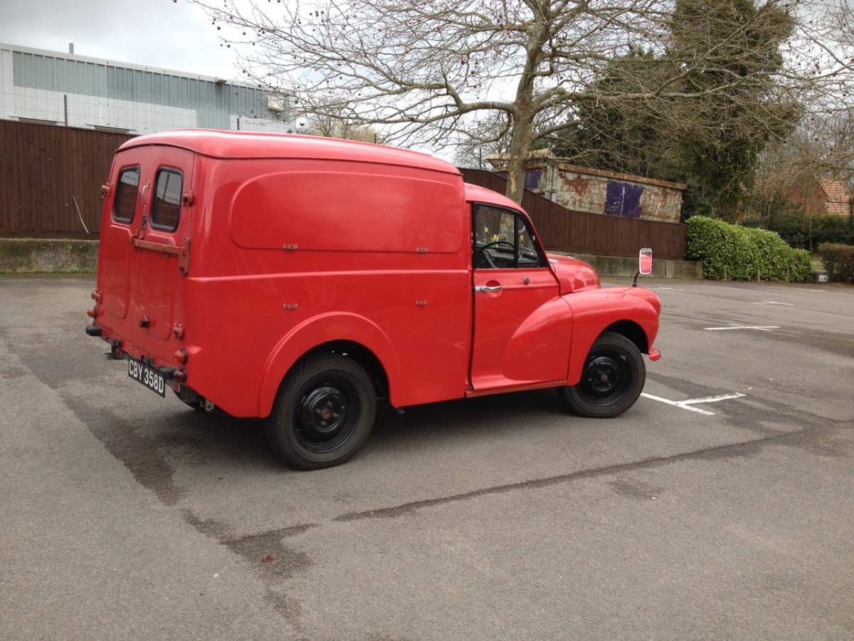 1966 Morris 8Cwt Image 2