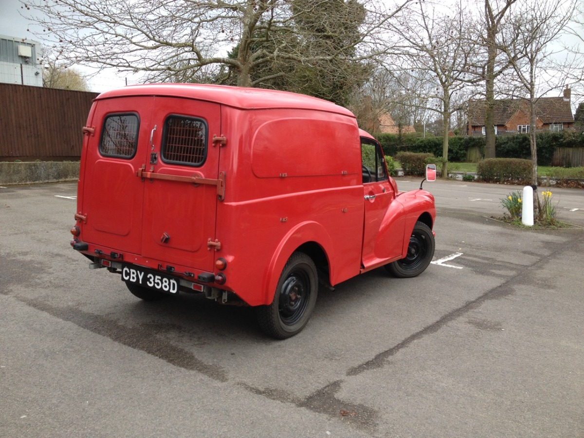 1966 Morris 8Cwt Image 3