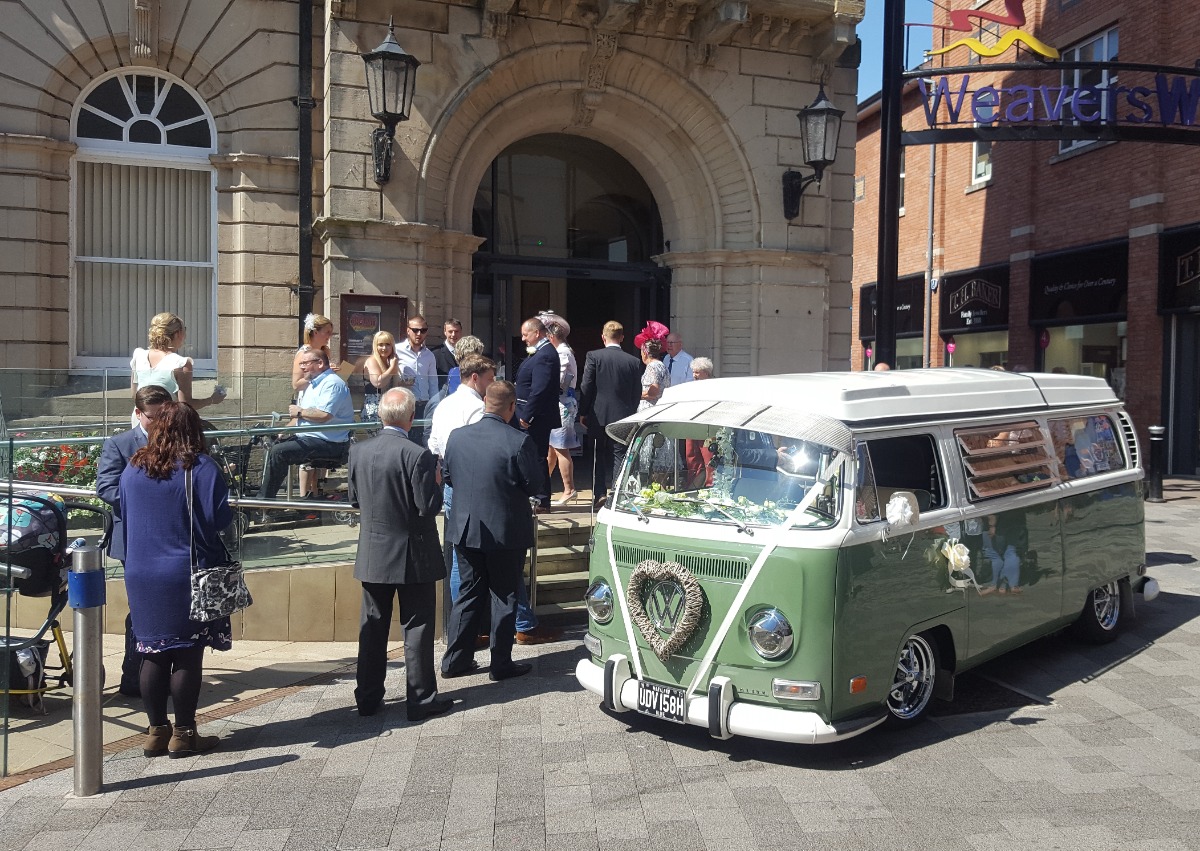 1970 Volkswagen T2 Camper Van / Bus Image 7