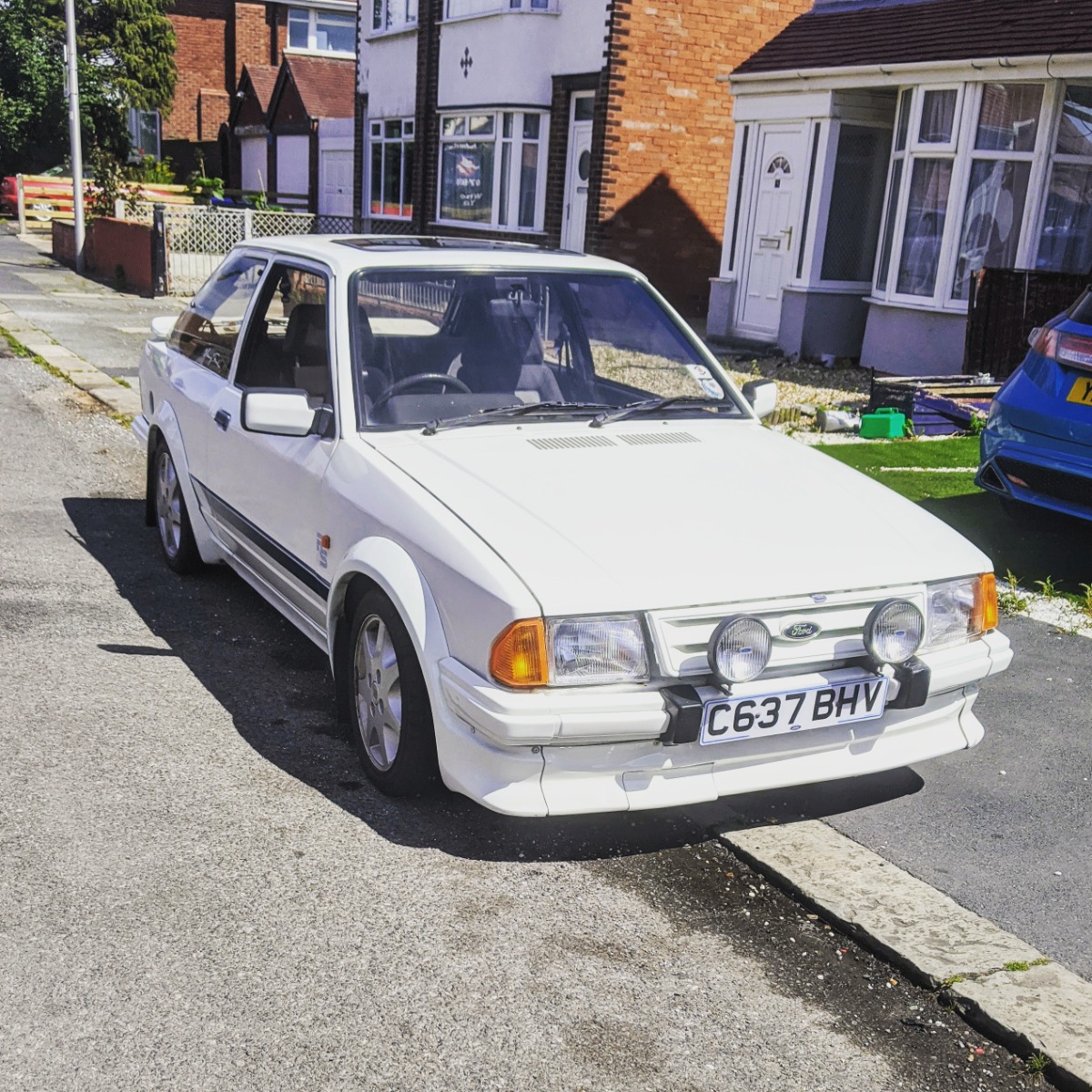 1986 Ford Escort Image 1