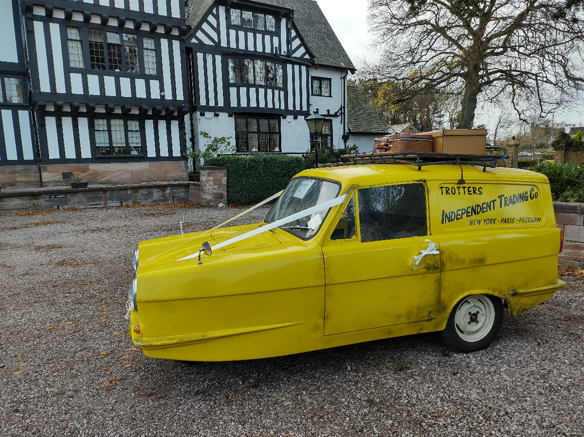 1973 Reliant Regal Supervan Image 7