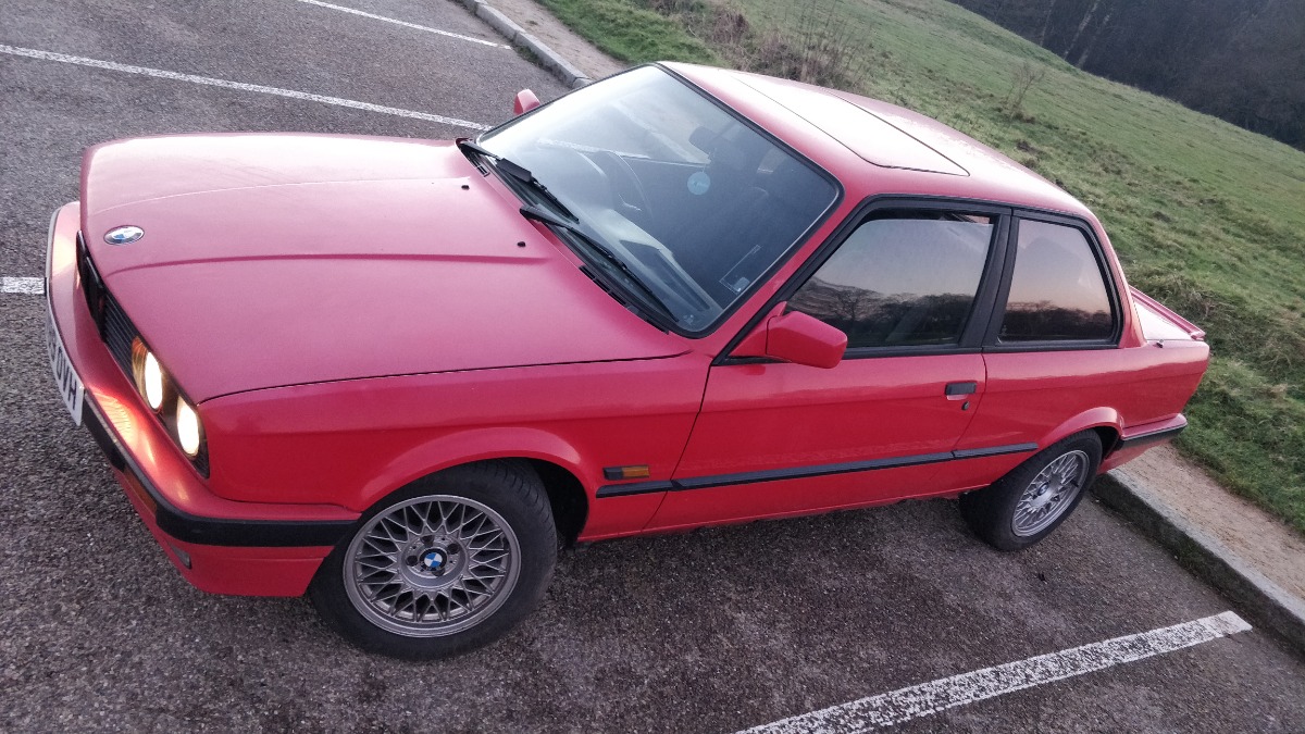 1990 BMW 3 Series Image 14