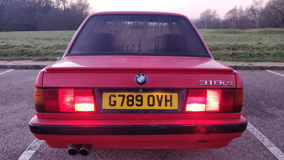 1990 BMW 3 Series Image 18