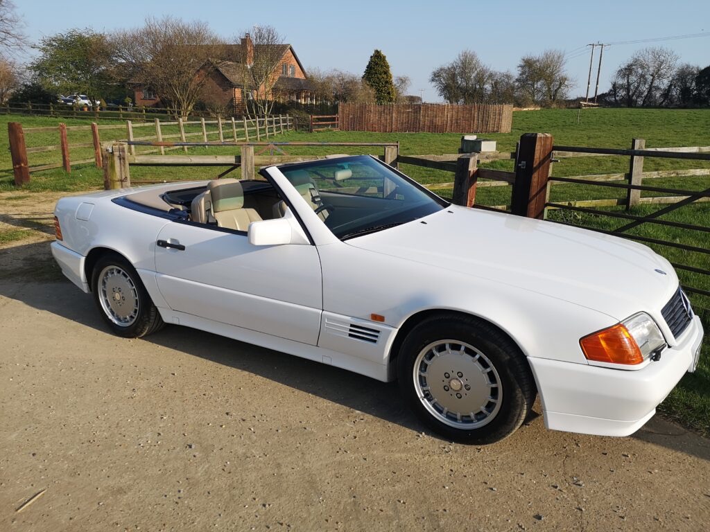 1991 Mercedes-Benz 500SL Image 1