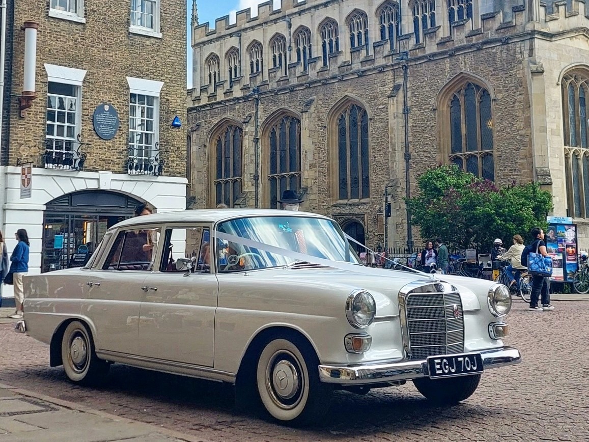 1967 Mercedes-Benz 200 Image 4