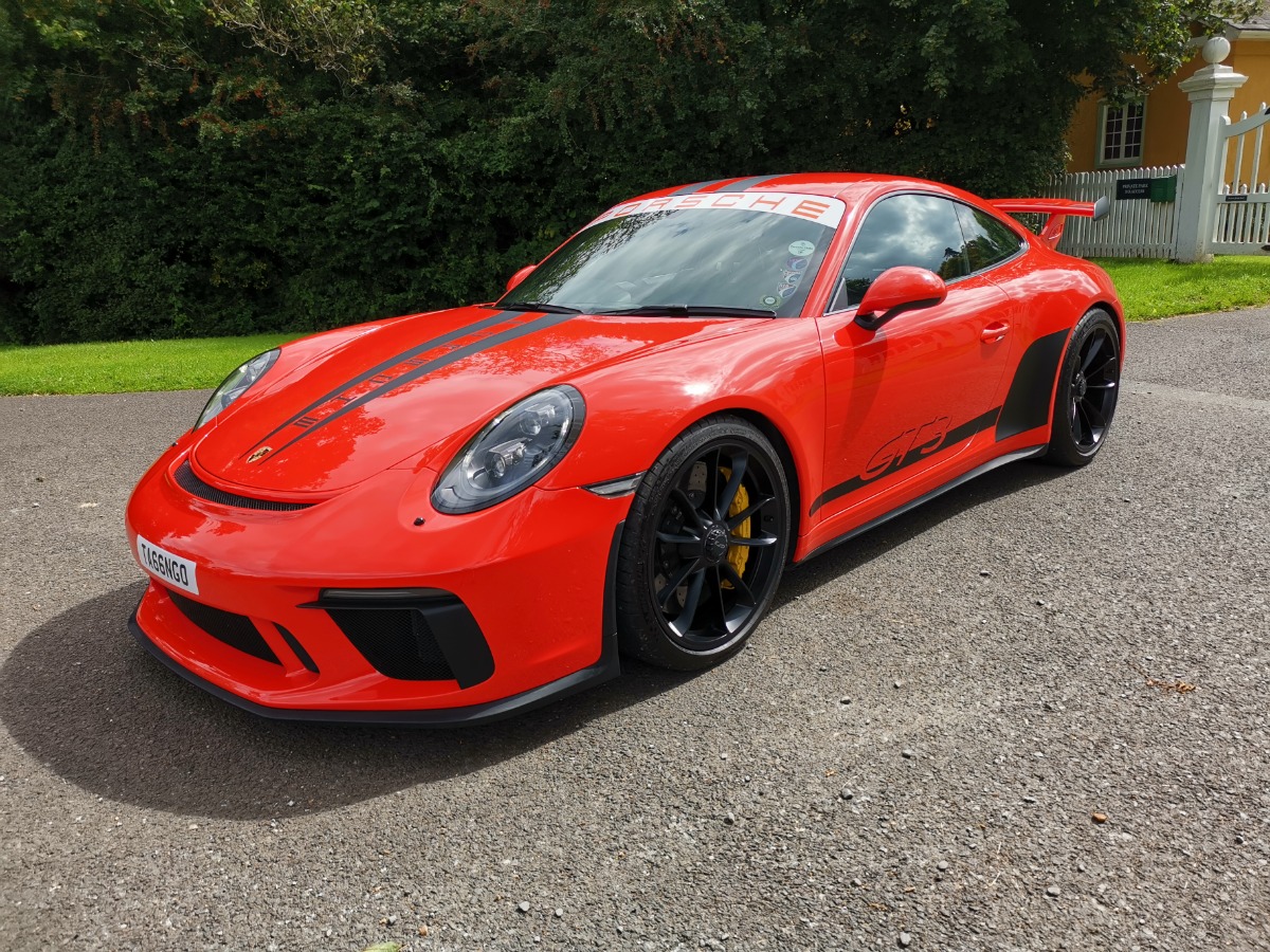 2018 Porsche 911 Image 1