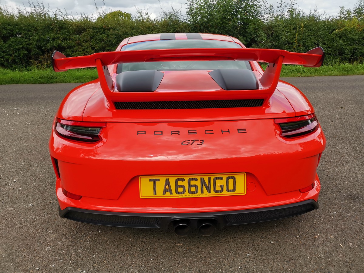 2018 Porsche 911 Image 3