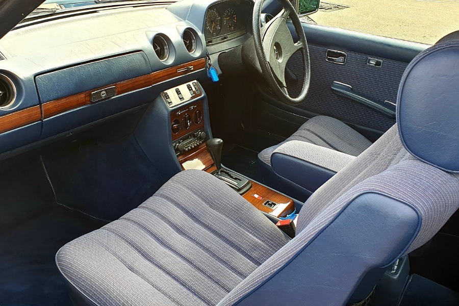 1983 Mercedes-Benz 230 Image 2