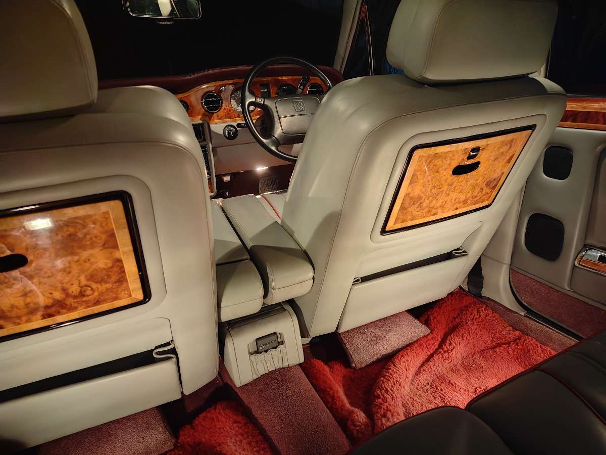 1993 Rolls-Royce Silver Spur Image 12