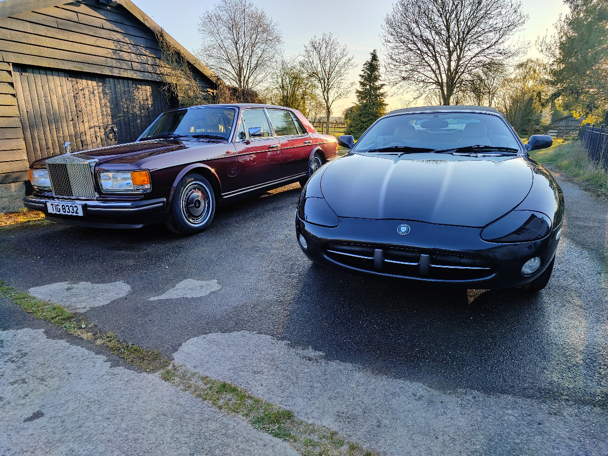 2000 Jaguar XK8 Image 11