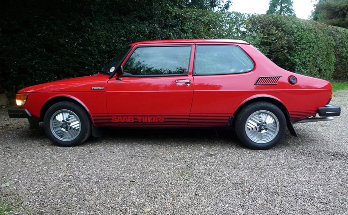 1980 Saab 99 Image 2
