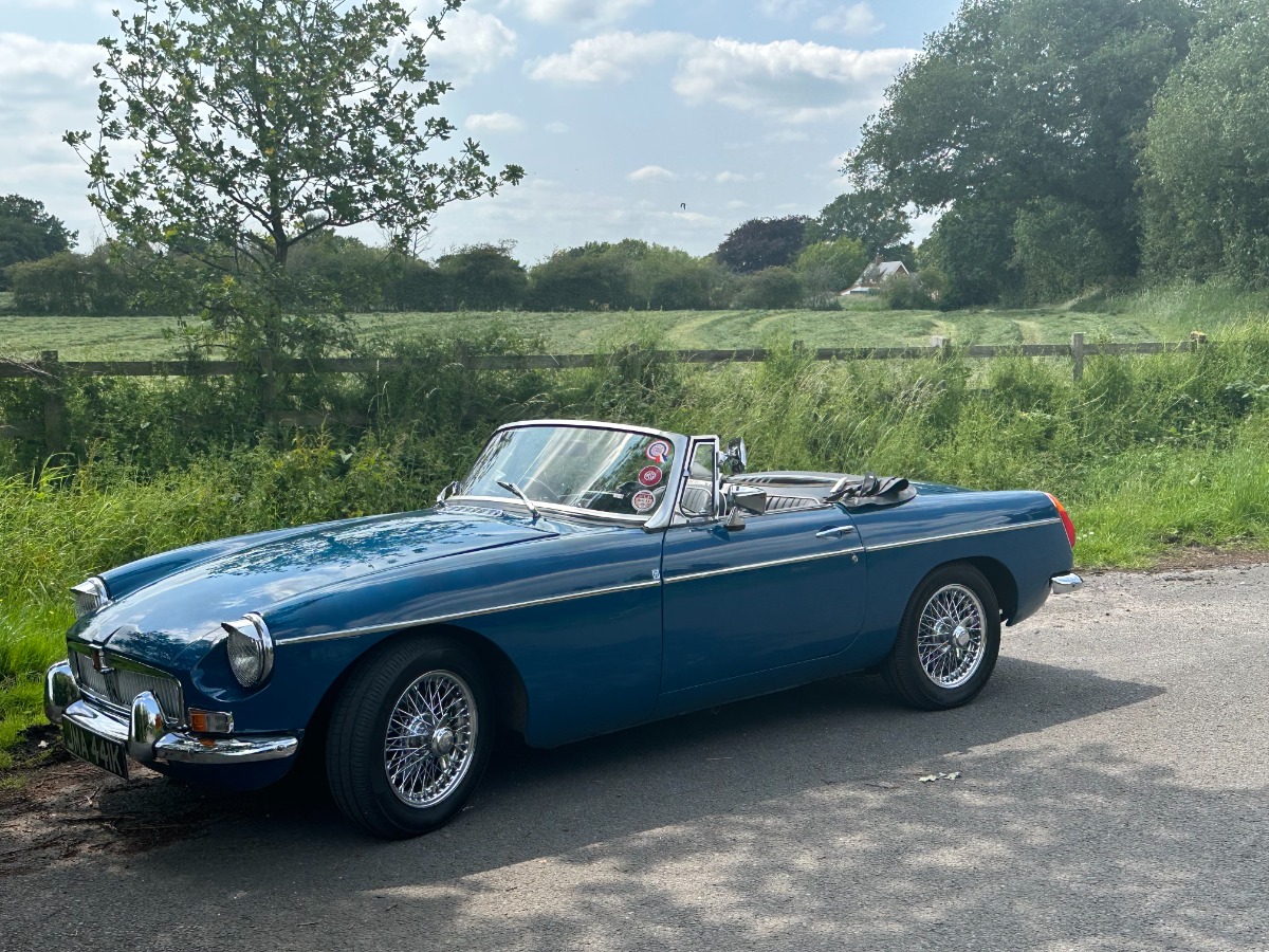 1981 MG B Image 1