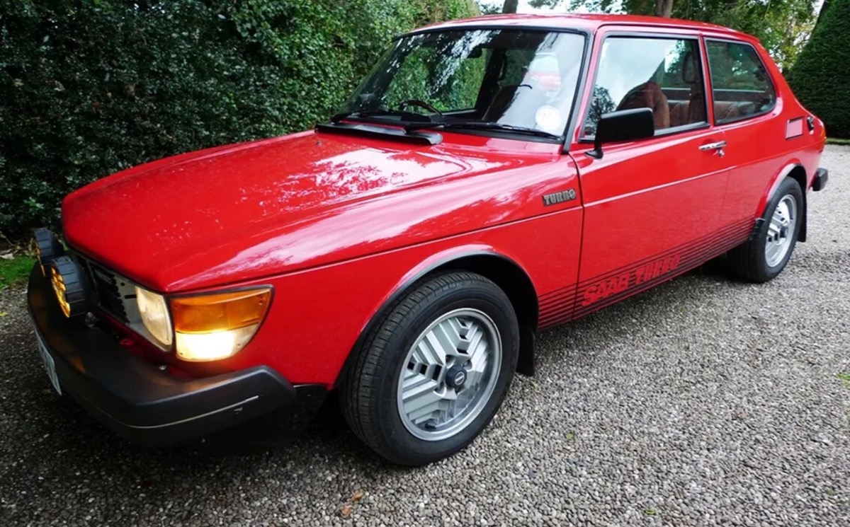 1980 Saab 99 Image 4
