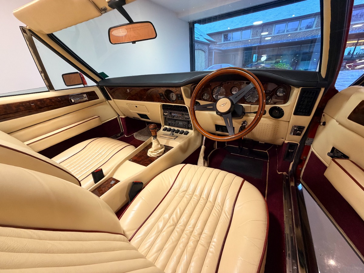 1983 Aston Martin V8 Vantage Image 6