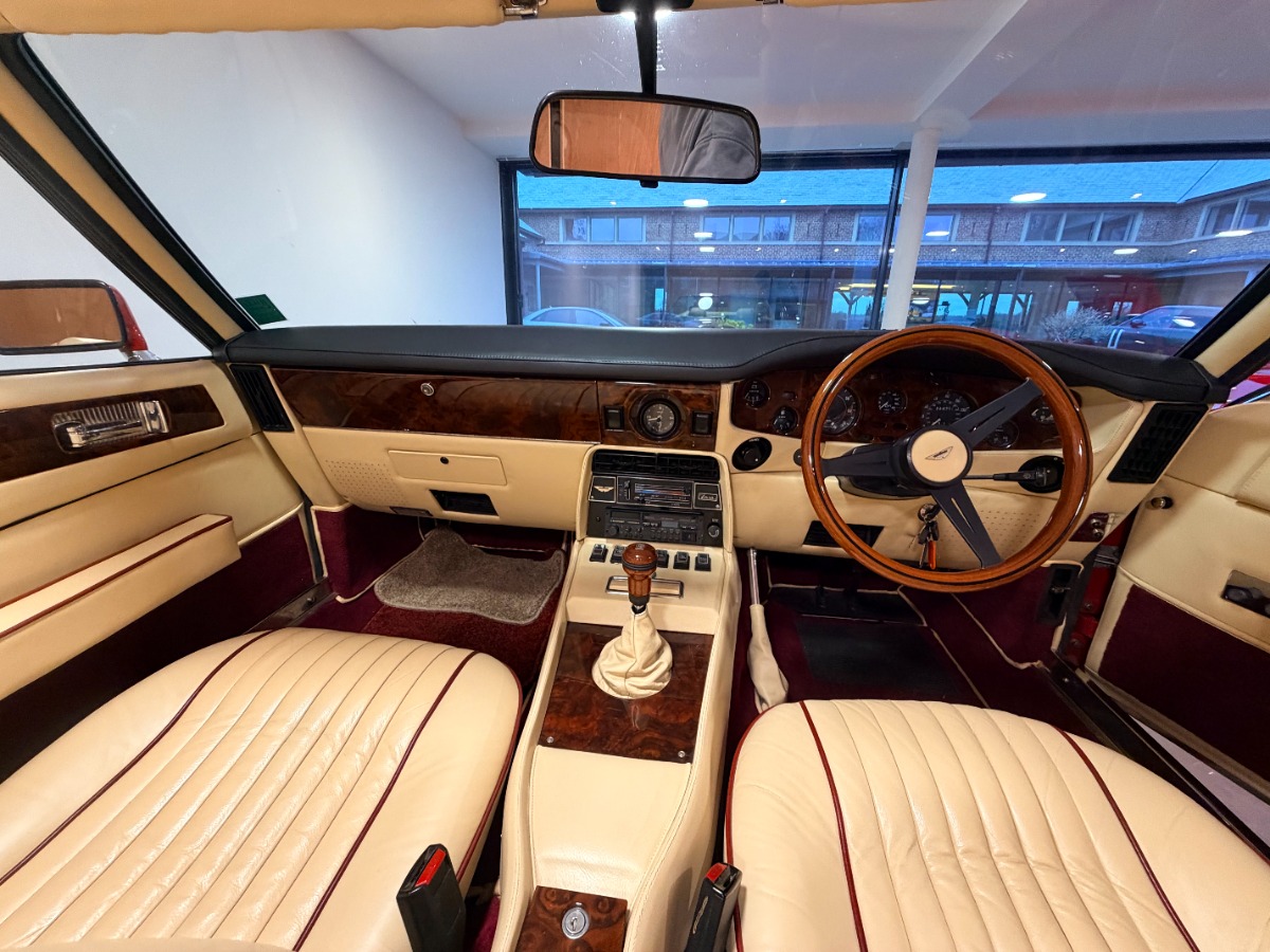 1983 Aston Martin V8 Vantage Image 7