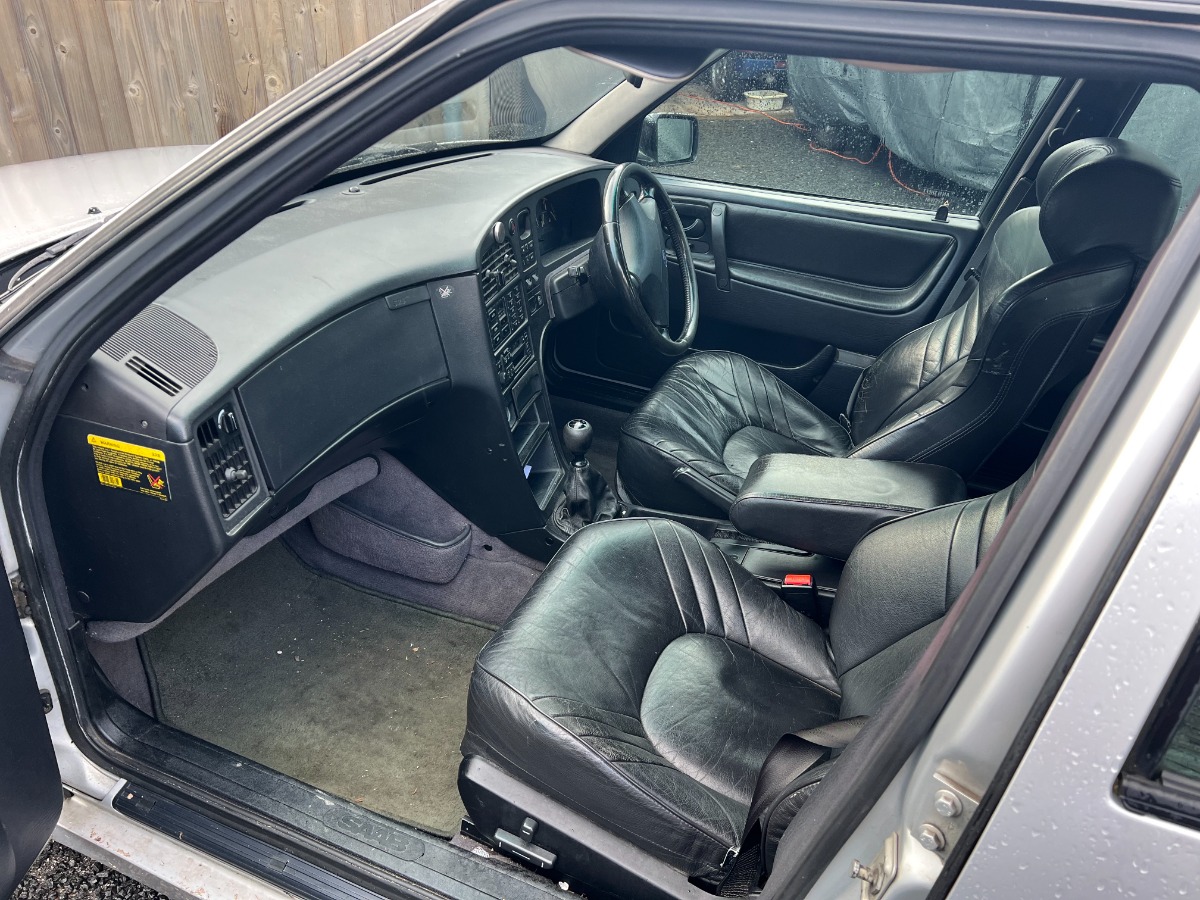 1997 Saab 9000 Image 4