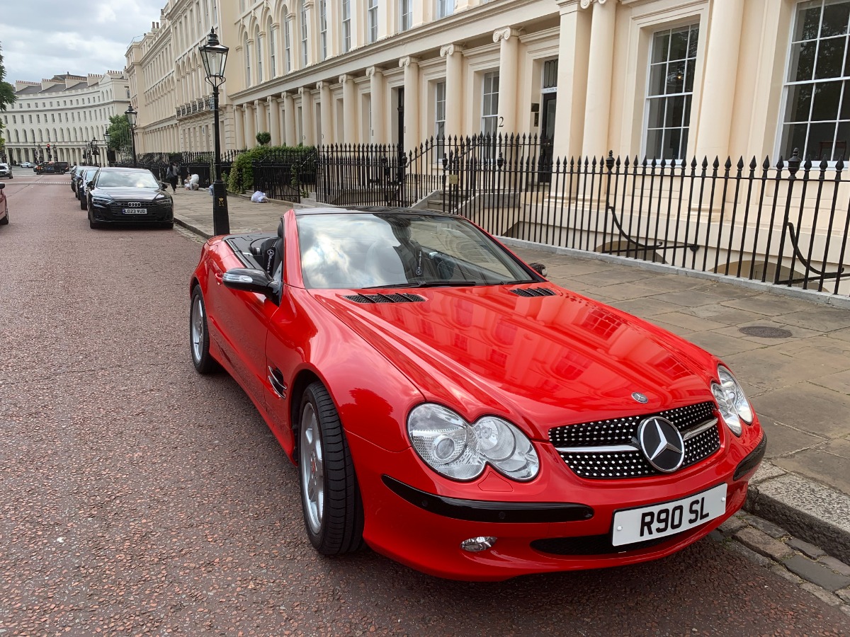 2005 Mercedes-Benz Sl-Class Image 2