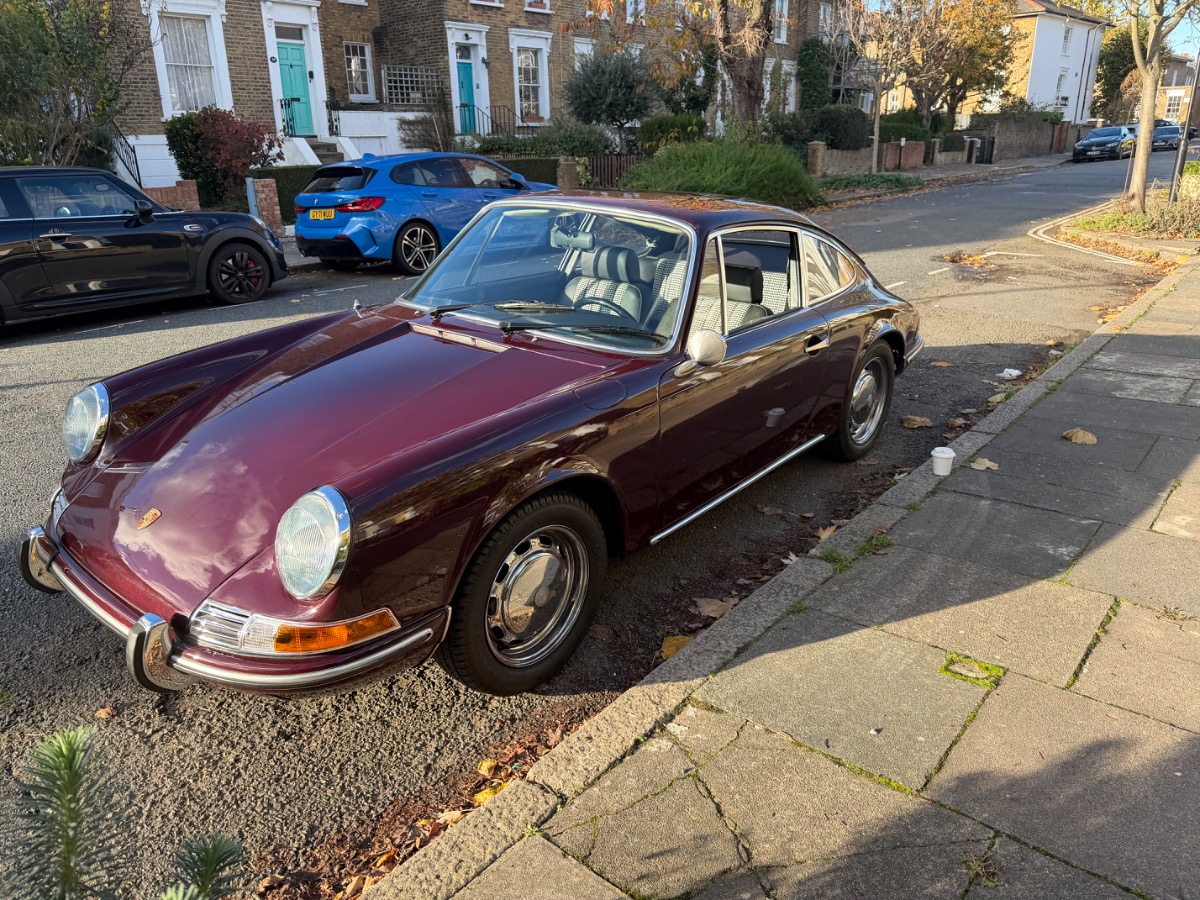 1969 Porsche 911 Image 5
