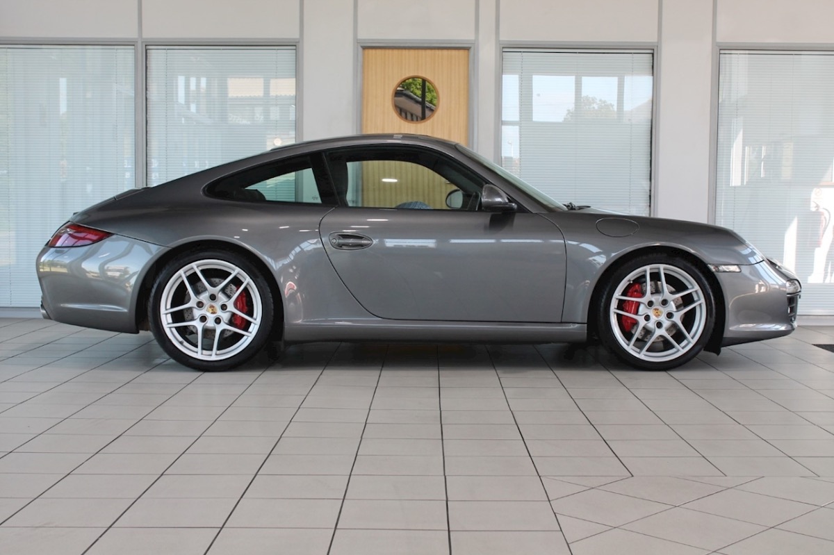 2009 Porsche 911 Image 7
