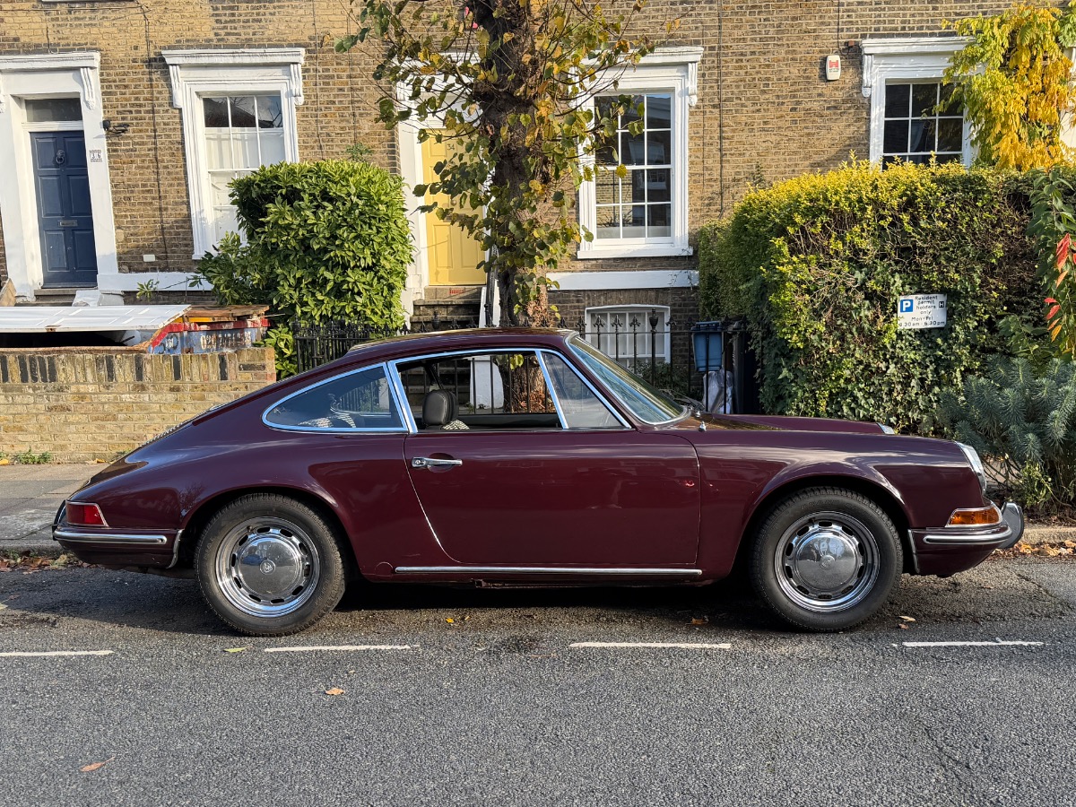 1969 Porsche 911 Image 1