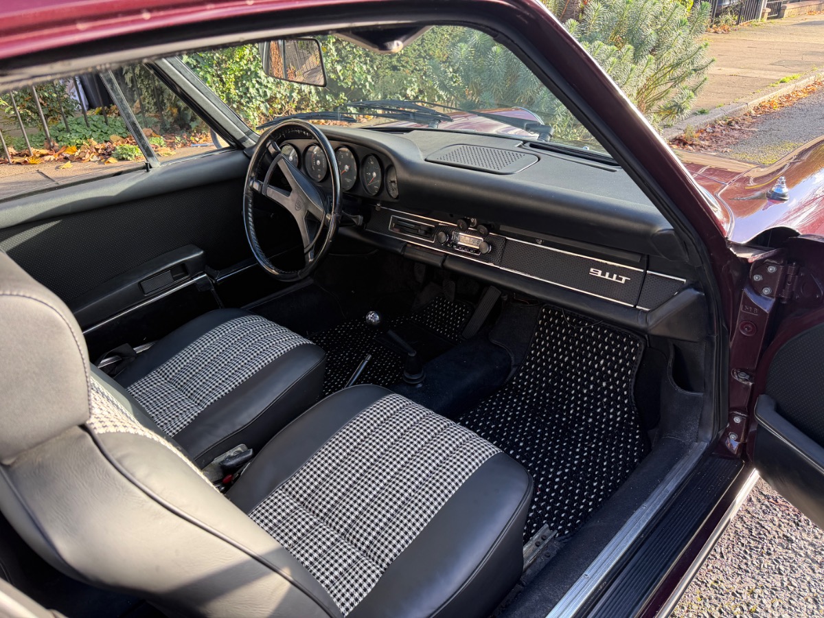 1969 Porsche 911 Image 6