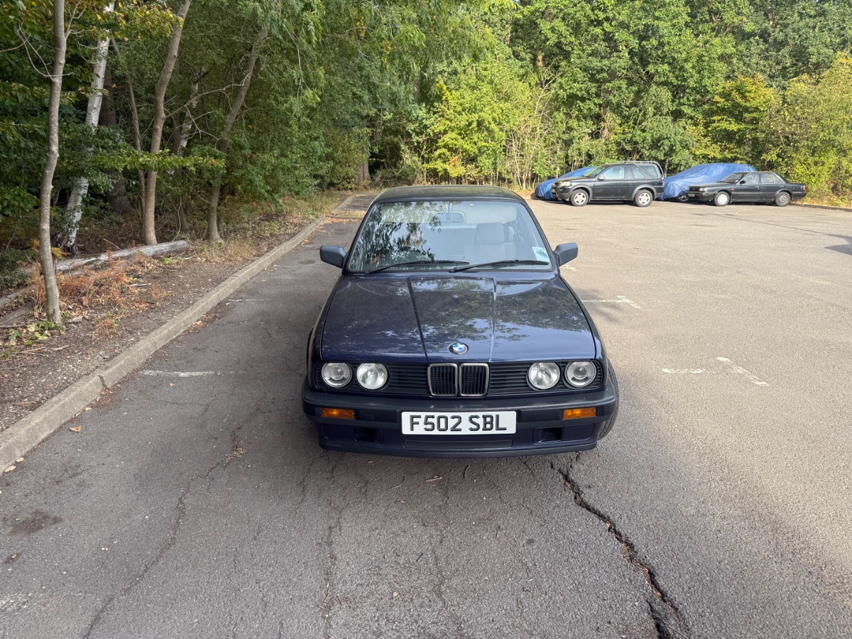 1989 BMW 3 Series Image 3