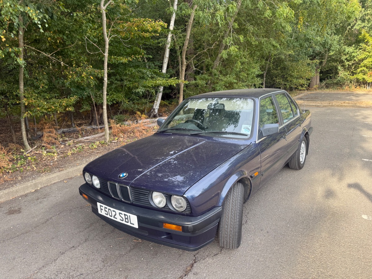 1989 BMW 3 Series Image 1