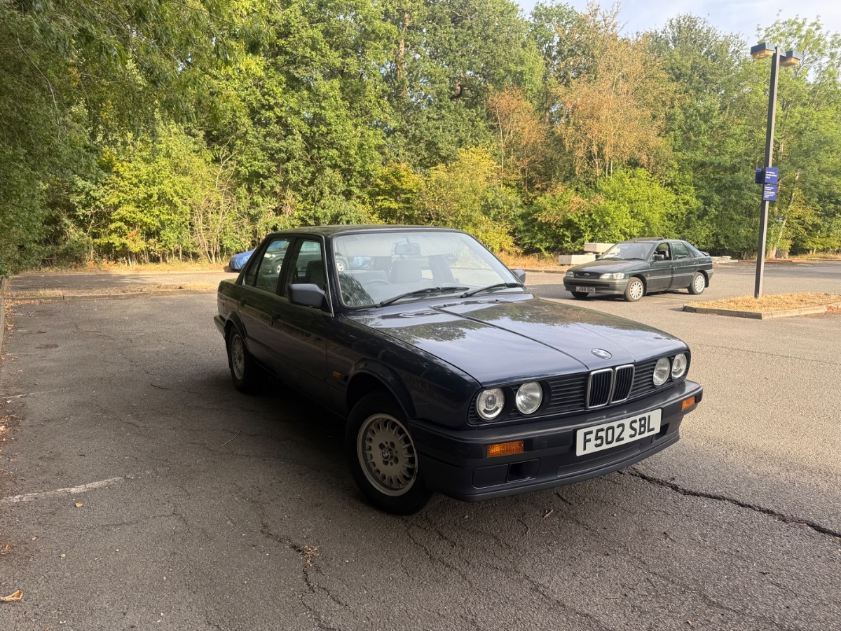 1989 BMW 3 Series Image 4