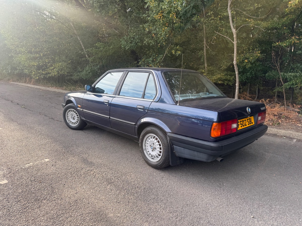 1989 BMW 3 Series Image 5