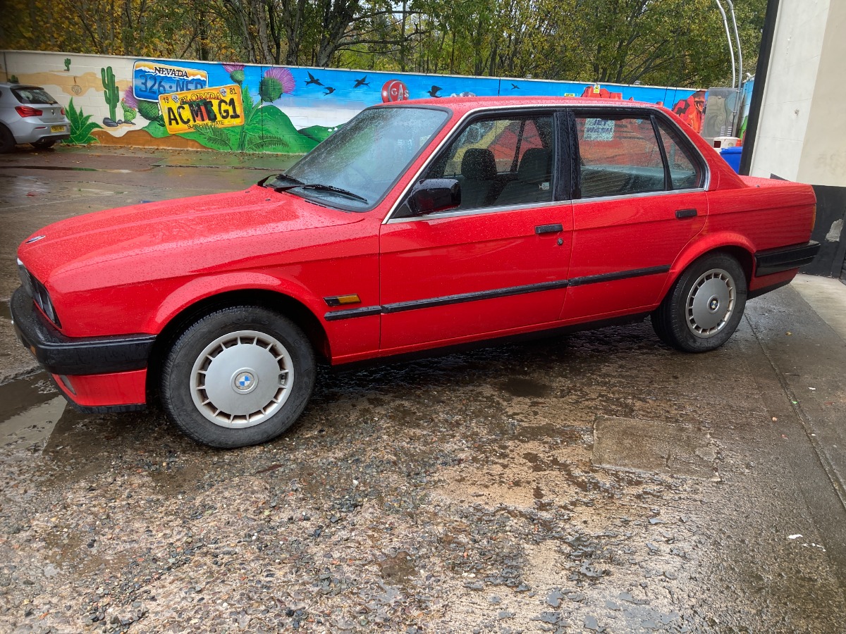 1989 BMW 3 Series Image 4
