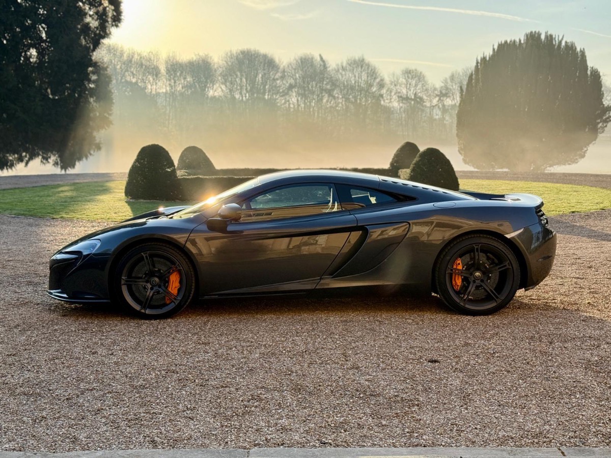 2014 McLaren 650S Image 1