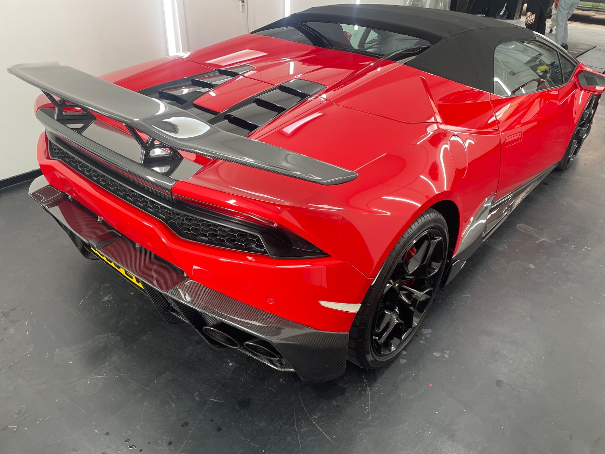 2017 Lamborghini Huracan Image 5