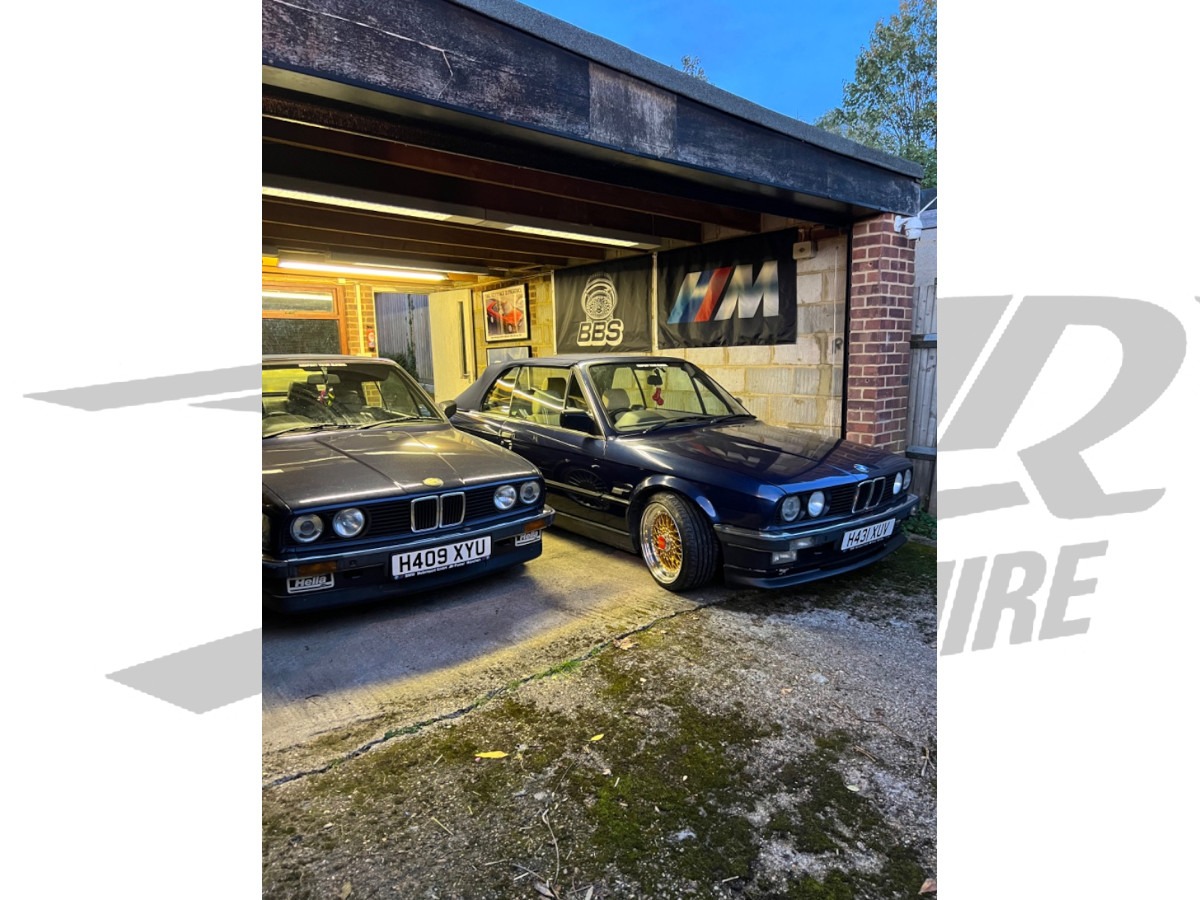 1990 BMW 325 Image 4