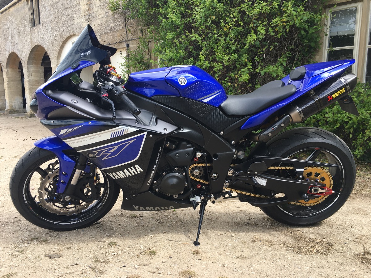 2009 Yamaha YZF Image 2
