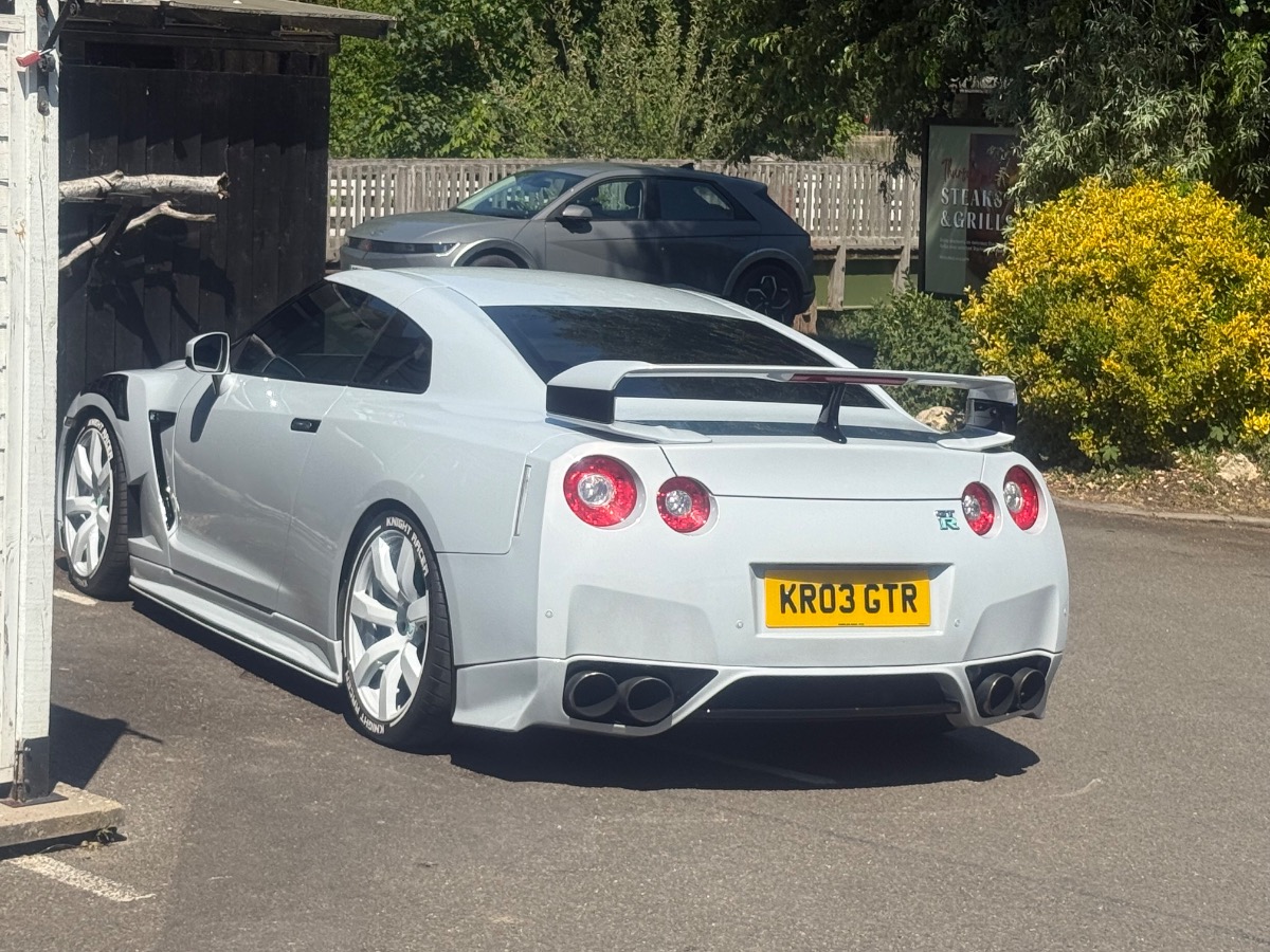 2009 Nissan Skyline Image 3