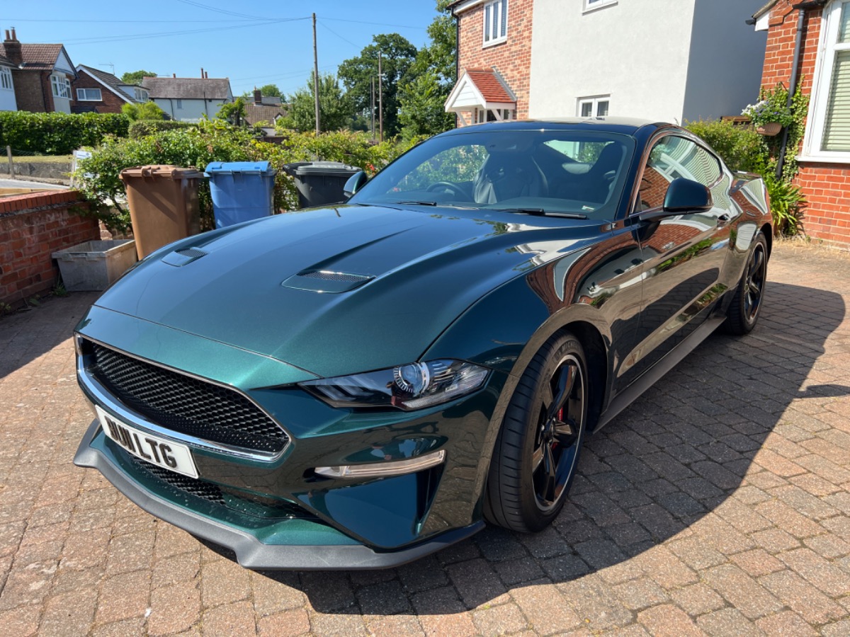 2018 Ford Mustang Image 1