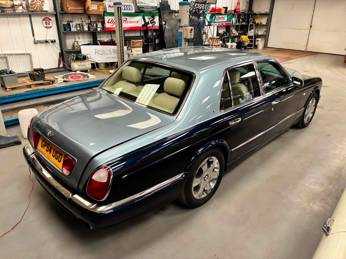 2005 Bentley Arnage Image 7