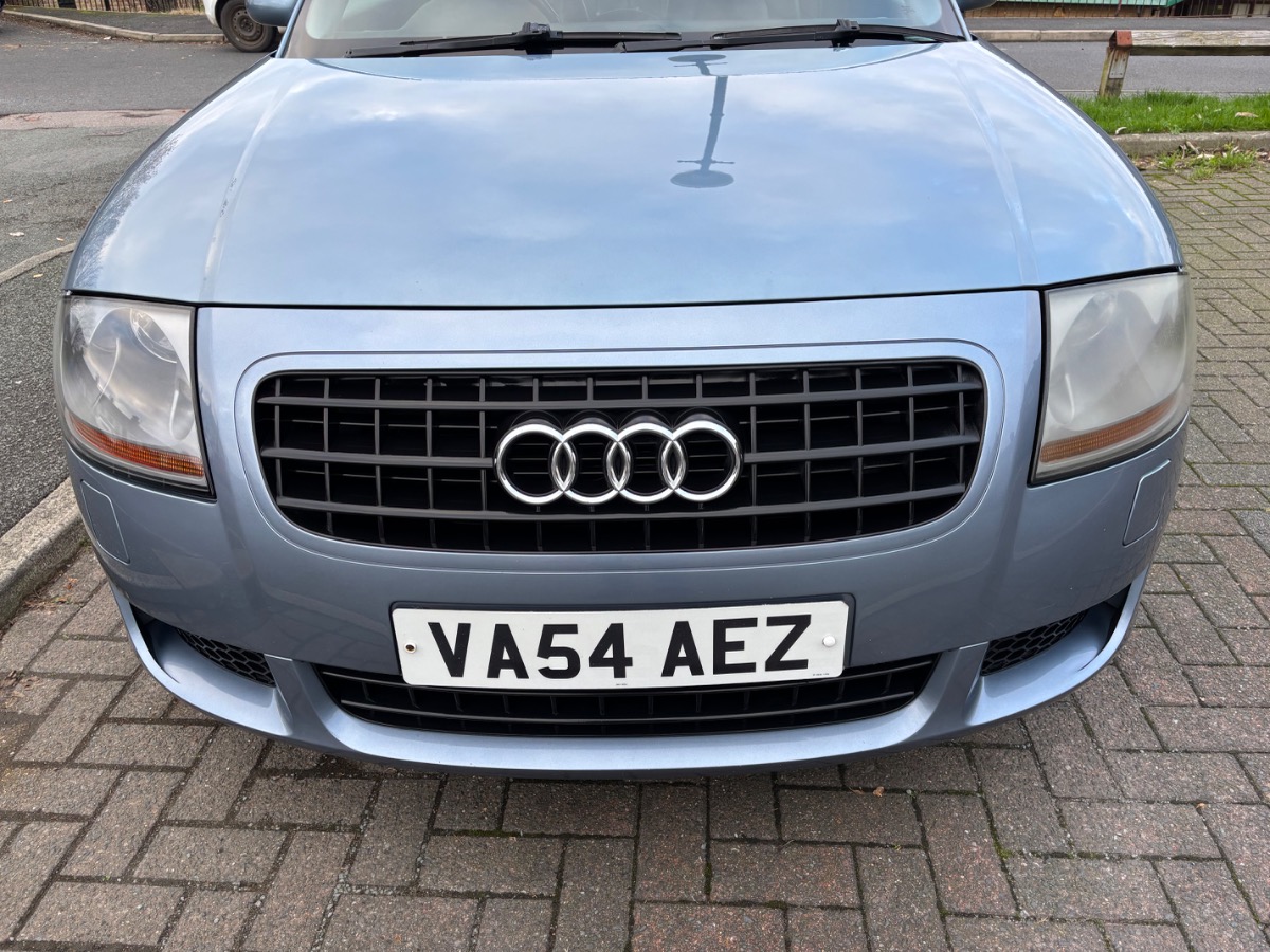2004 Audi TT Image 4
