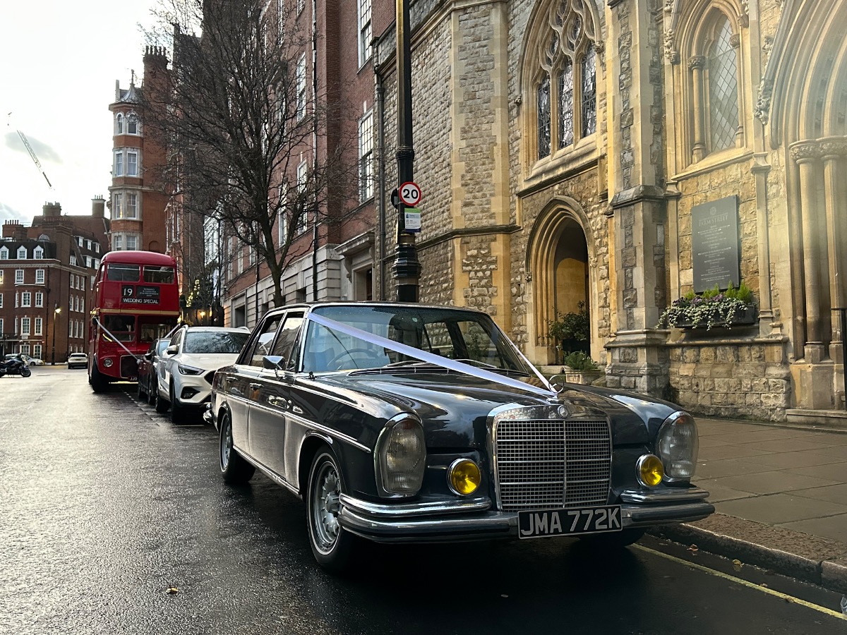 1972 Mercedes-Benz 280 Image 2